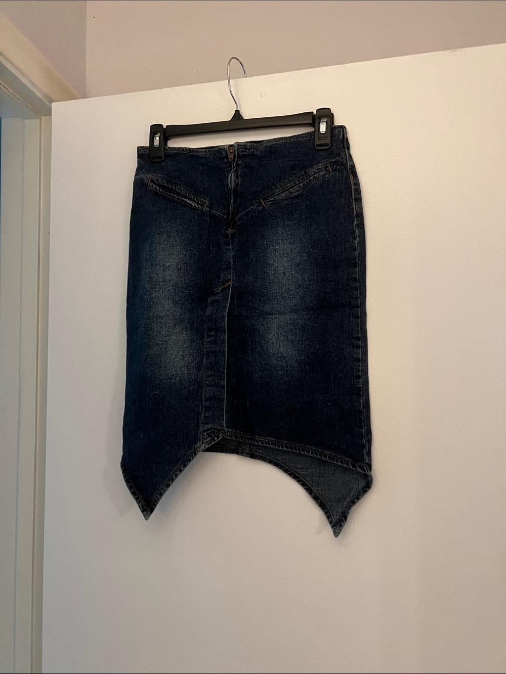 XOXO Dark Blue Asymmetrical Pointed-Hem Denim Skirt size 1/2